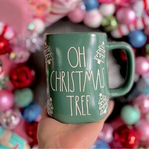 ✨NEW🎄Rae Dunn 2024 Green Oh Christmas Tree Mug🎄